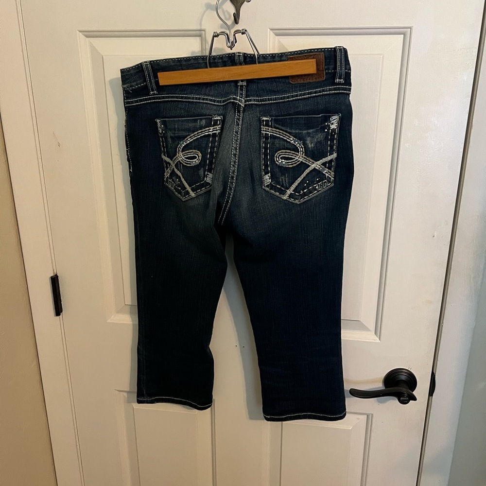 Bke Capris - image 3